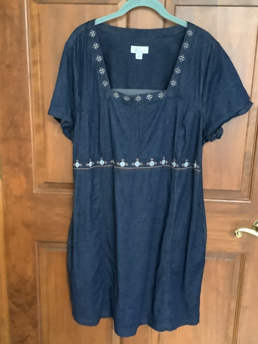 Denim & Co Navy Blue Embroidered Scoop Neck Dress